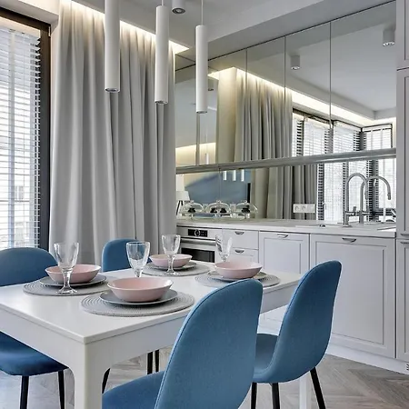 Grand - Indygo Okrzei Apartment *