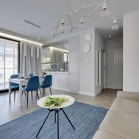 Апартаменти Grand - Indygo Okrzei *