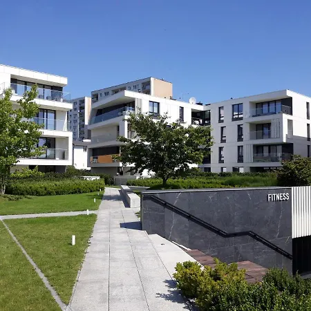 Grand - Indygo Okrzei Апартаменти *