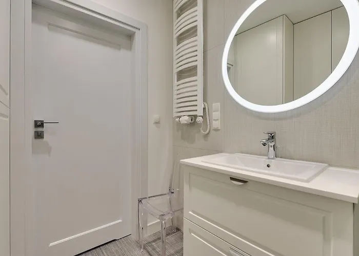 Grand - Indygo Okrzei Апартаменти